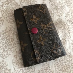 Louis Vuitton 6 Ring Key Holder